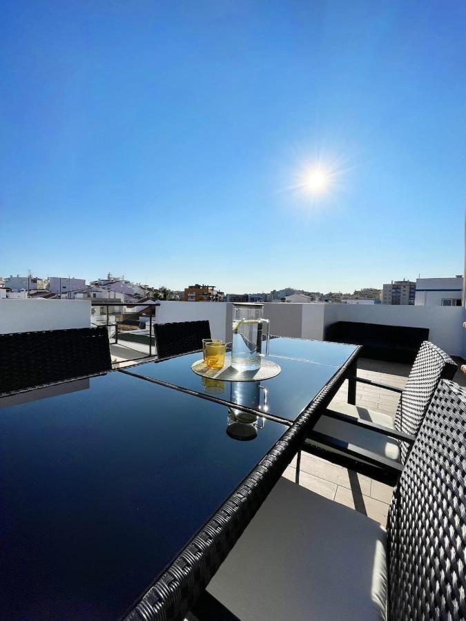 Sun Waves Beach Apartment Portimão Exteriör bild